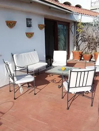 Holiday Apartment *